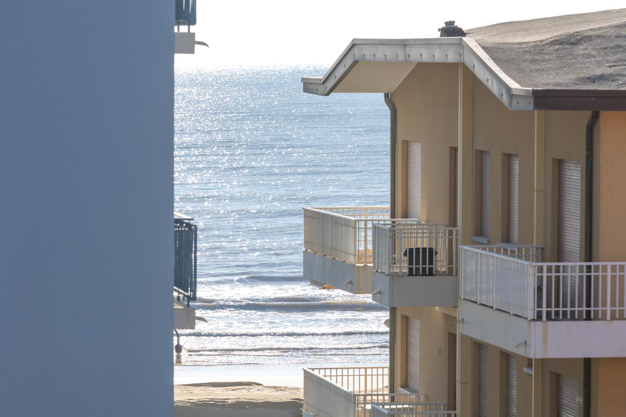 Hotel Arizona Lido di Jesolo Exterior photo